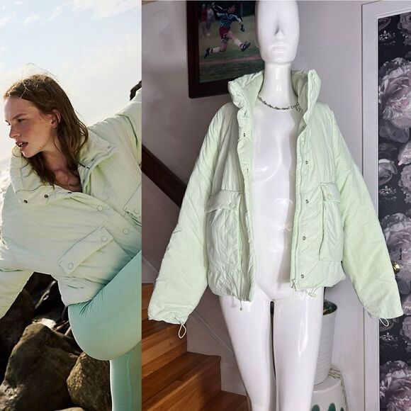 Free People Phoebe Packable Puffer Jacket - Bleached Melon
$198 - Picture 1 of 6